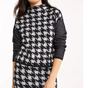 Ann Taylor  Houndstooth Black White Crop mock neck sweater MED